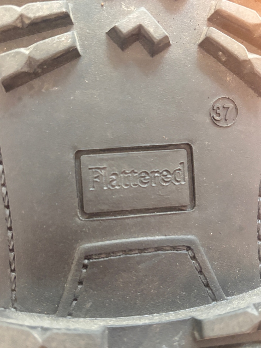 Flattered "Alma" Leather Boots - Picture 10 of 10